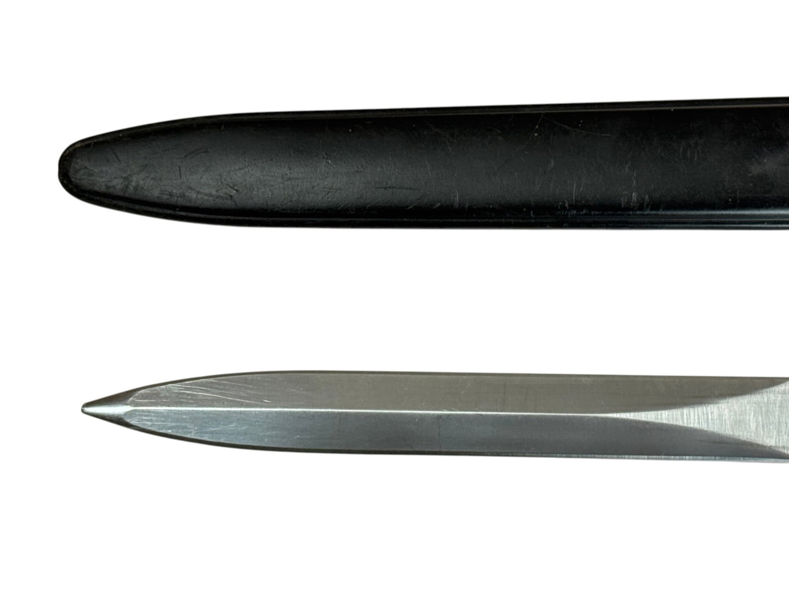Swiss Military SIG M57 Bayonet with Scabbard by Victorinox - 3