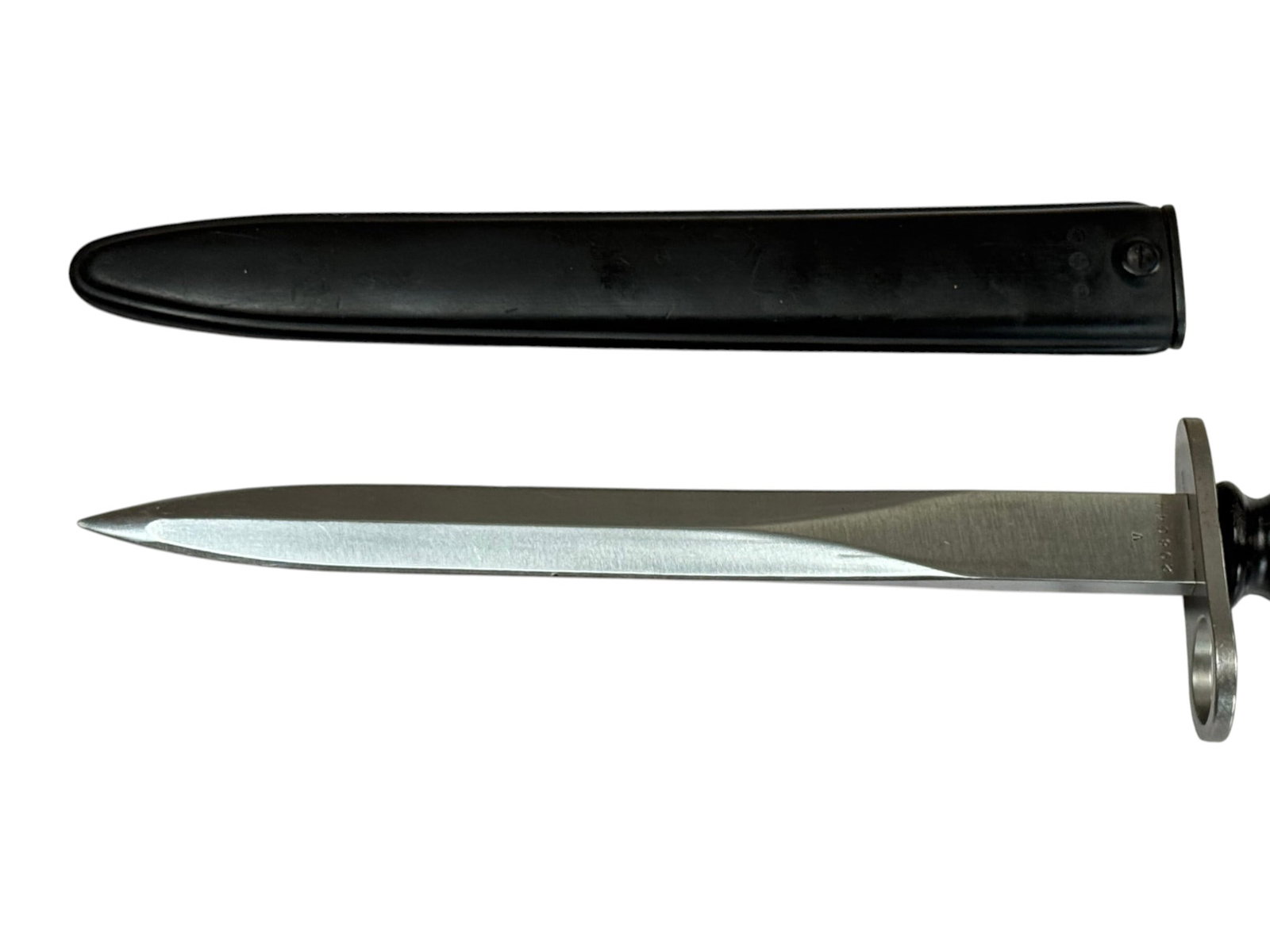 Swiss Military SIG M57 Bayonet with Scabbard by Victorinox - 5