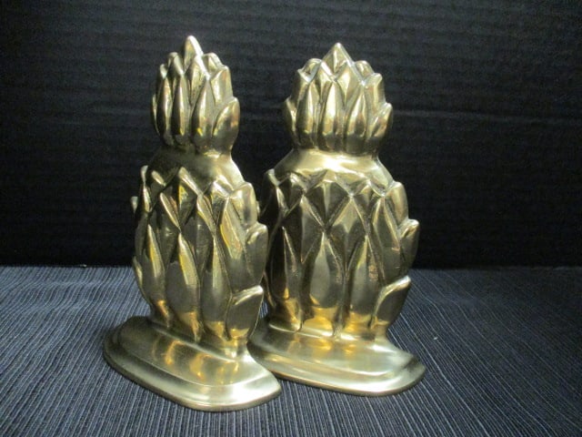 Pair of Brass Pineapple Bookends: 6"h
