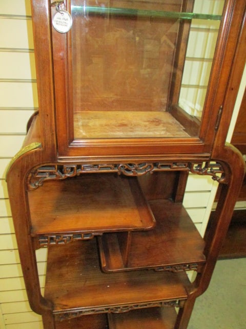 Vintage Chinese Chippendale Style Mahogany Etagere Display Cabinet - 3