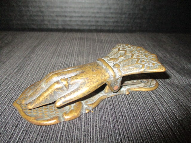Bronzed Metal Hand Form Desk/Wall Clip: 5 1/4" long