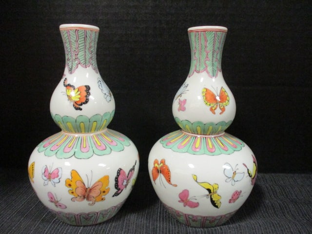 Pair of Ming Village Singapore Signed Handpainted Butterfly Design Double Gourd Vases: 7 1/4"h