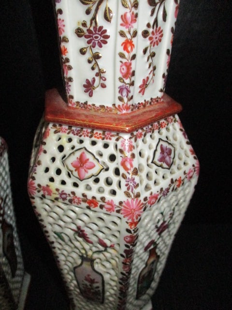 Pair of Tall Reticulated Faceted Lidded Urns with Handpainted Chinese Vase Motif - 3