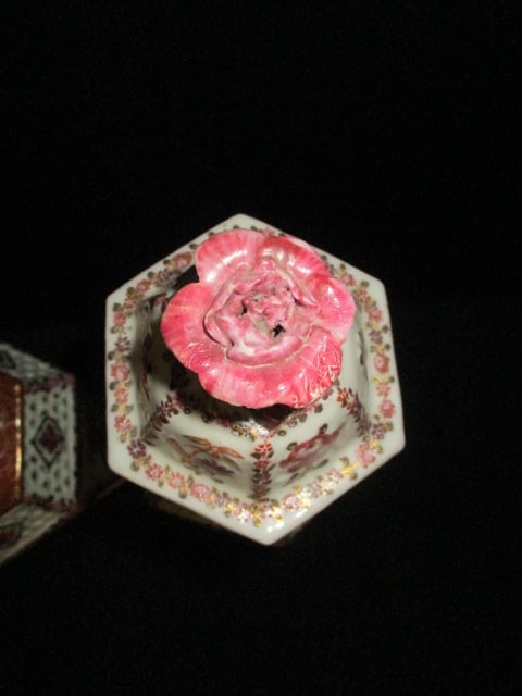 Pair of Tall Reticulated Faceted Lidded Urns with Handpainted Chinese Vase Motif - 5