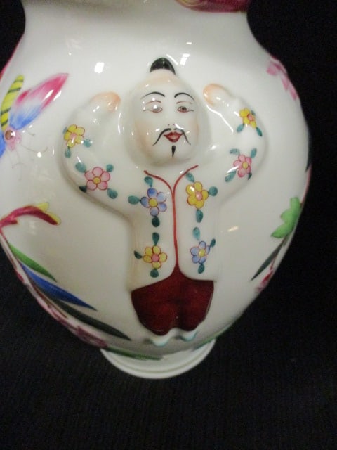 1994 Herend Hungry Chinese Style Flora and Butterfly Handpainted Porcelain Vase Signed Szilvia Ba... - 2
