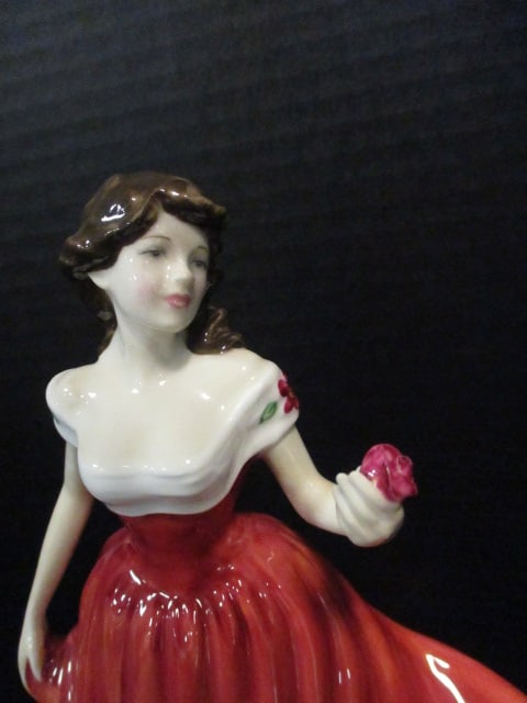 1999 Royal Doulton Hand Decorated Bone China "Marianne" Figure - 2