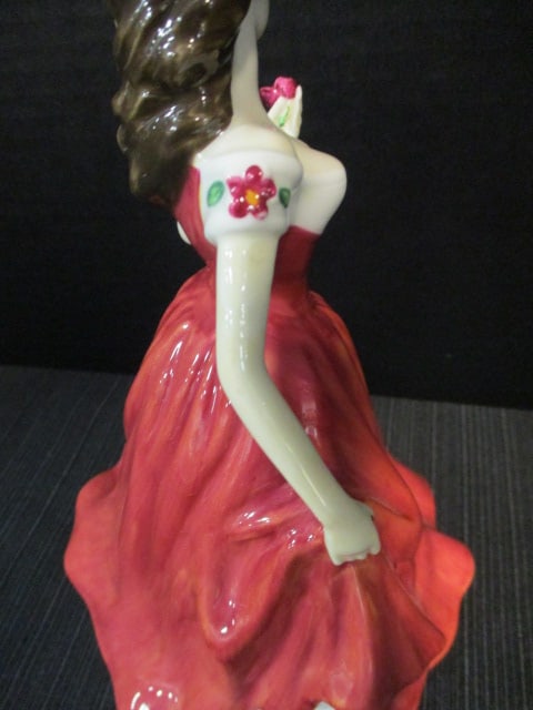 1999 Royal Doulton Hand Decorated Bone China "Marianne" Figure - 4
