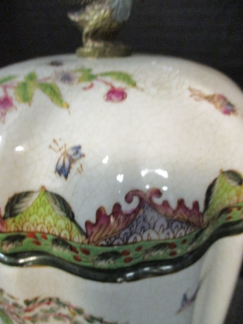 Chinese Style Crackle Glaze Porcelain Covered Jar with Bird and Floral Designs and Swan Finial - 4