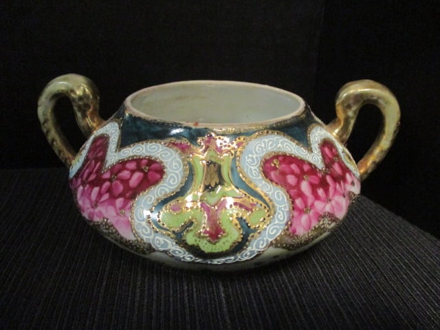 Antique Japanese Moriage Porcelain Tea and Coffee Set with Heavy Gilt Decorations - 18