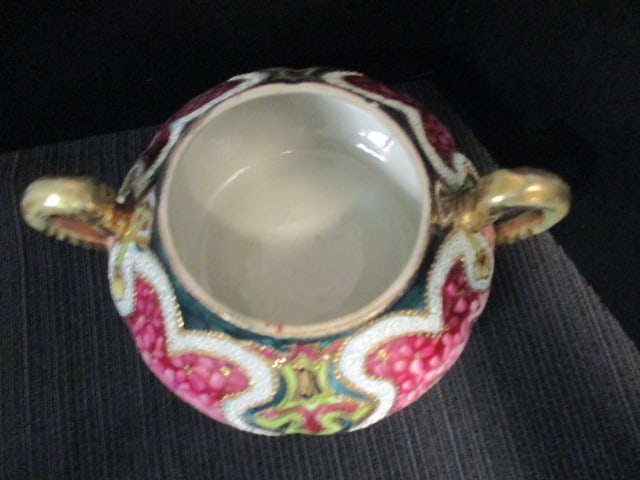 Antique Japanese Moriage Porcelain Tea and Coffee Set with Heavy Gilt Decorations - 19