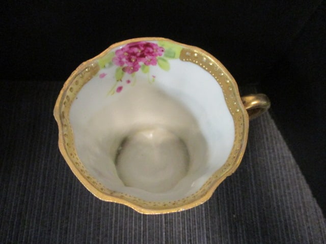 Antique Japanese Moriage Porcelain Tea and Coffee Set with Heavy Gilt Decorations - 4