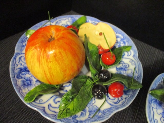 Set of Four Christine Viennet French Trompe-l'oeil Dimensional Ceramic Fruit Plates Handpainted - 6