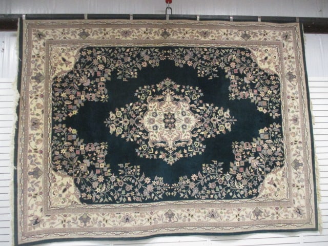 Green/Ivory Border Floral Center Medallion Wool Area Rug: 103" x 136", Local Pickup Only