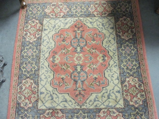 Karastan Bergama Design Wool Scatter Rug - 3