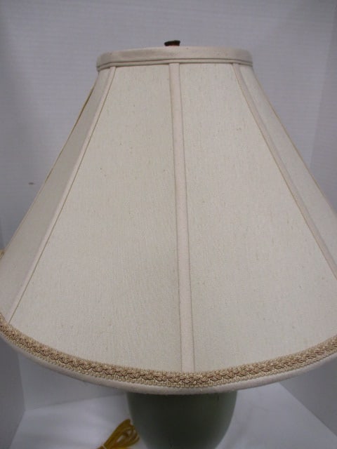 Hand Decorated Urn Table Lamp with Gold Gilt Accents - 5