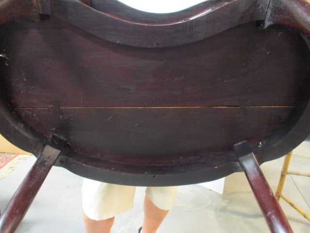 Antique Mahogany Kidney Shape Liquor Cabinet with Removeable Serving Tray Top - 9
