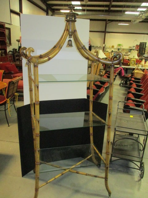 Vintage Chinoiserie Pagoda Style Faux Bamboo Etagere with Glass Shelves - 9