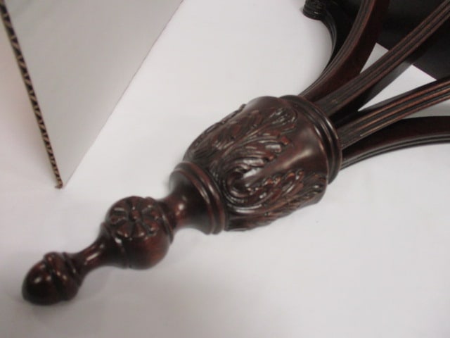 Pair of Intricately Reeded Mahogany Display Shelves with Acanthus Leaf Accents - 3