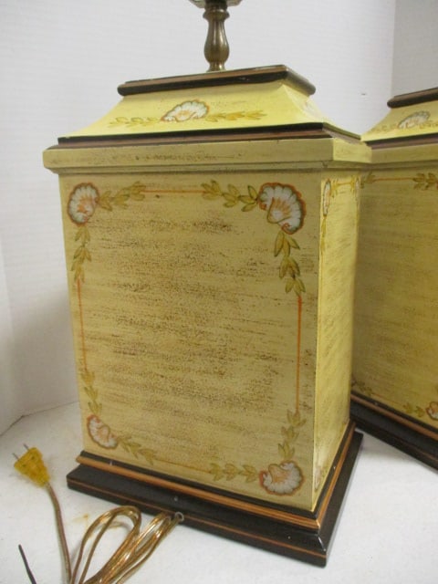 Pair of "Thoreau Lake Scene" Hand Decorated Table Lamps - 7