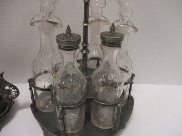 Vintage Pinpoint Mfg. Co. Victorian Silverplated Pickle Caster Holder and Caster Cruet Set - 6