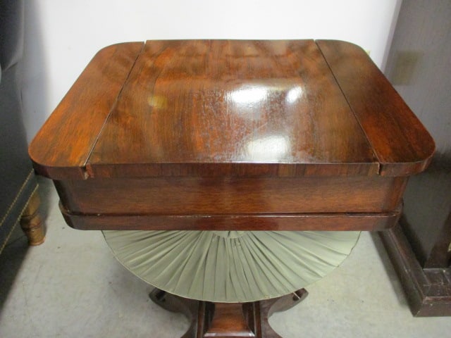19th Century Regency Style Mahogany Sewing and Games Table - 3