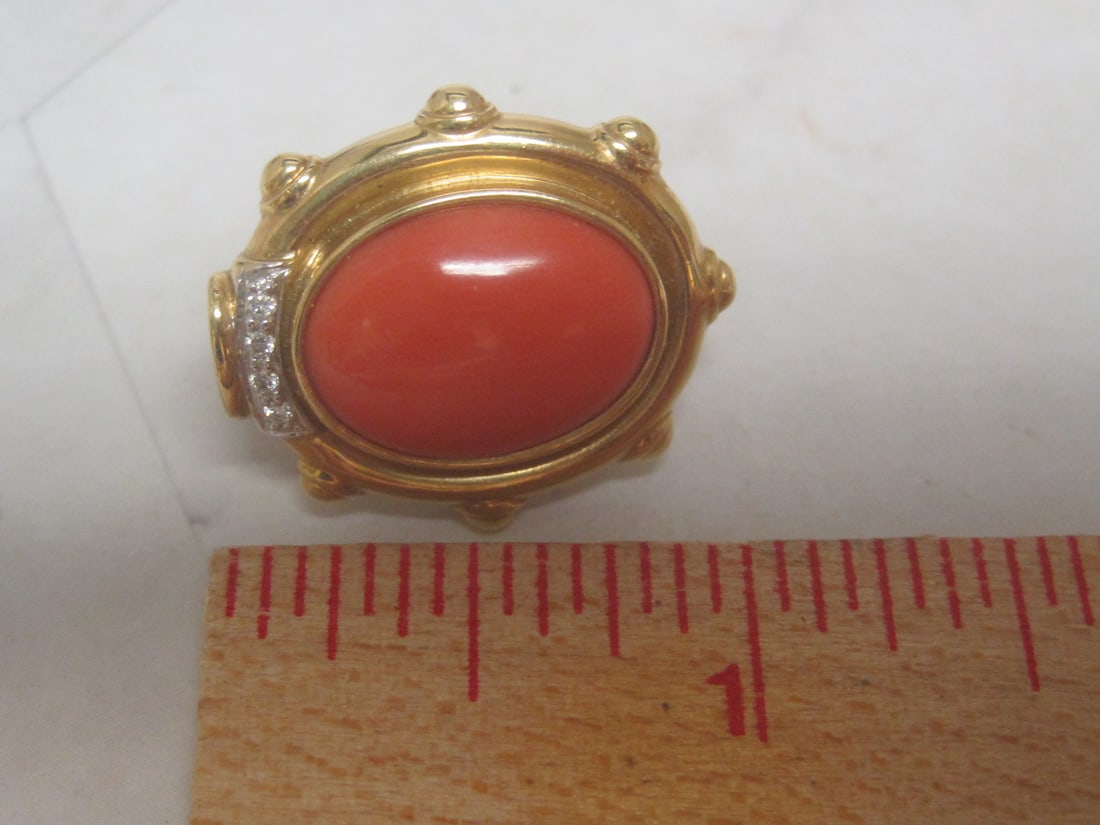 18k Gold Coral & Diamond Pierced Earrings - 4