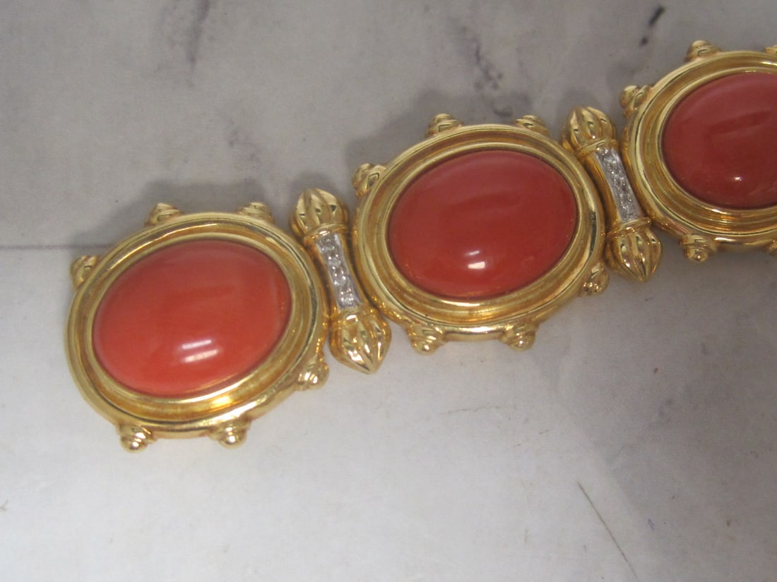 6 3/4" 18k Gold Coral & Diamond Bracelet - 2