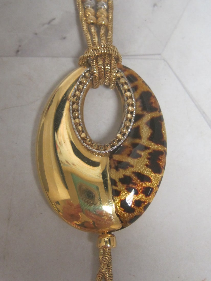 18k Gold Multi-Strand Necklace with Leopard Print Pendant - 2
