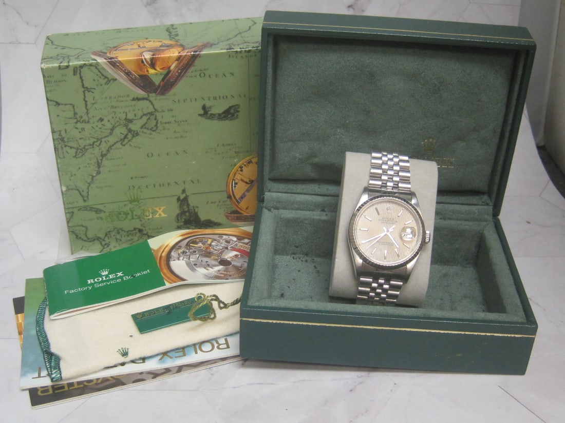 Rolex Oyster Perpetual Datejust Man's Watch appraised at $8550 in 2021: In original box & has appraisal. Appraised in 2021 from Hale's Jewelers for $8,550.00