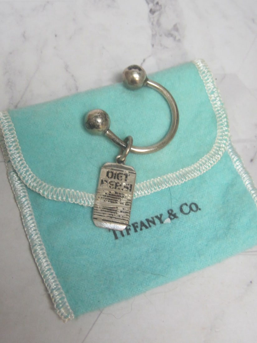 Tiffany & Co. Diet Pepsi Key Ring: Weighs 10 grams