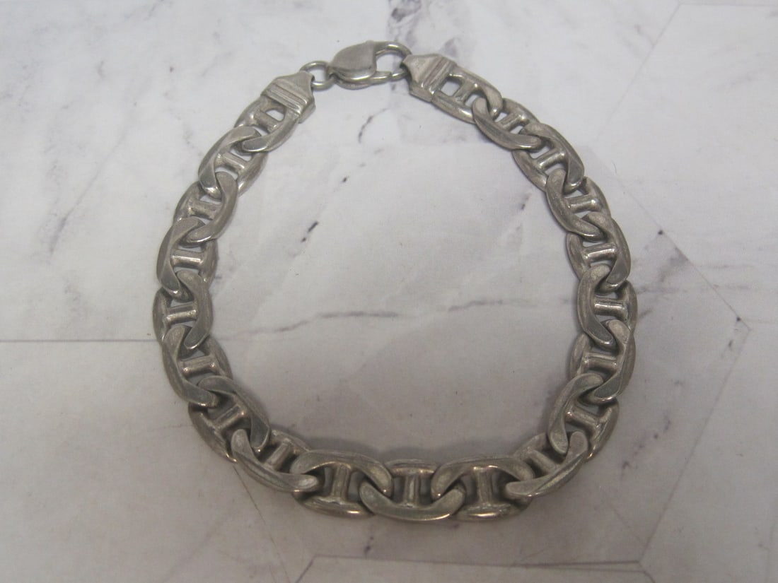 9 1/2" Heavy Sterling Silver Mariner Style Chain Link Bracelet: Weighs 34.3 grams
