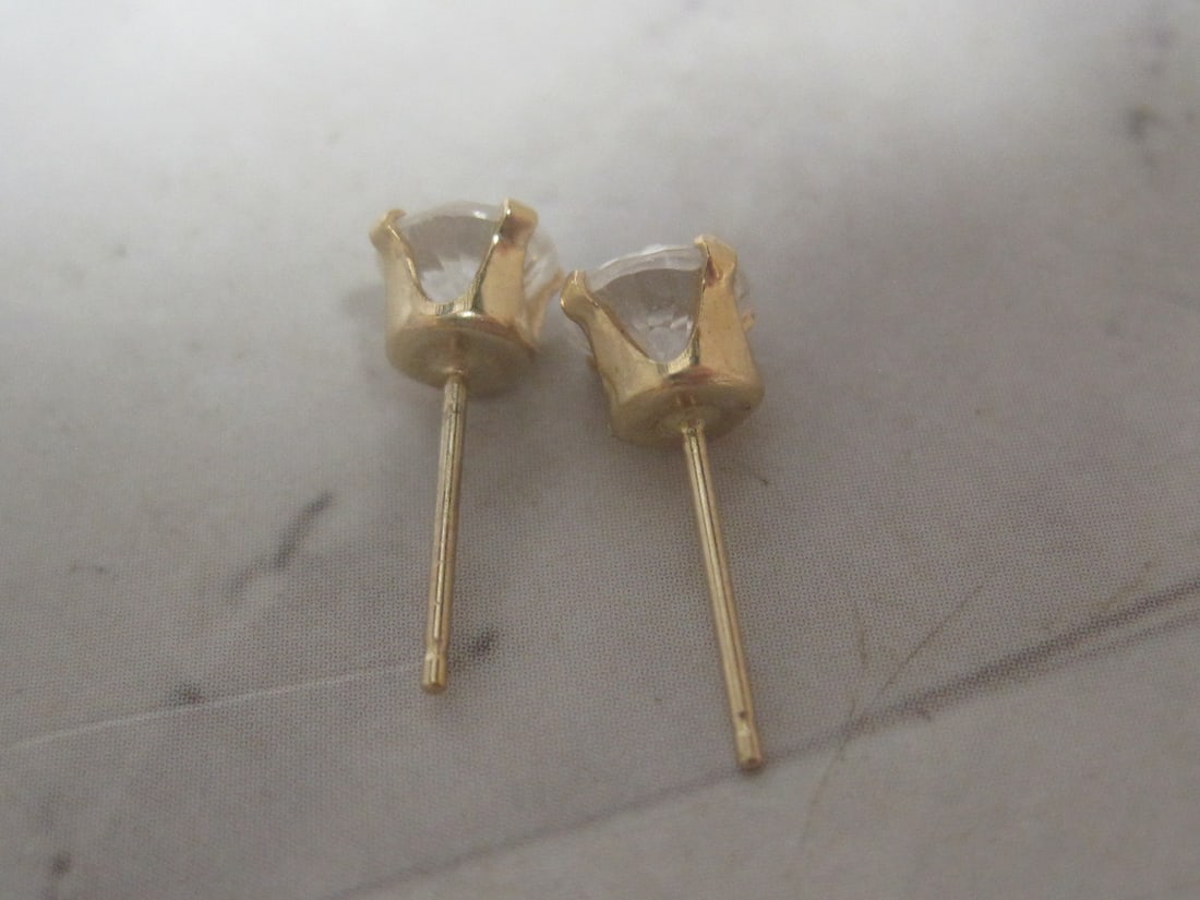 14k Gold CZ Stud Pierced Earrings - 3