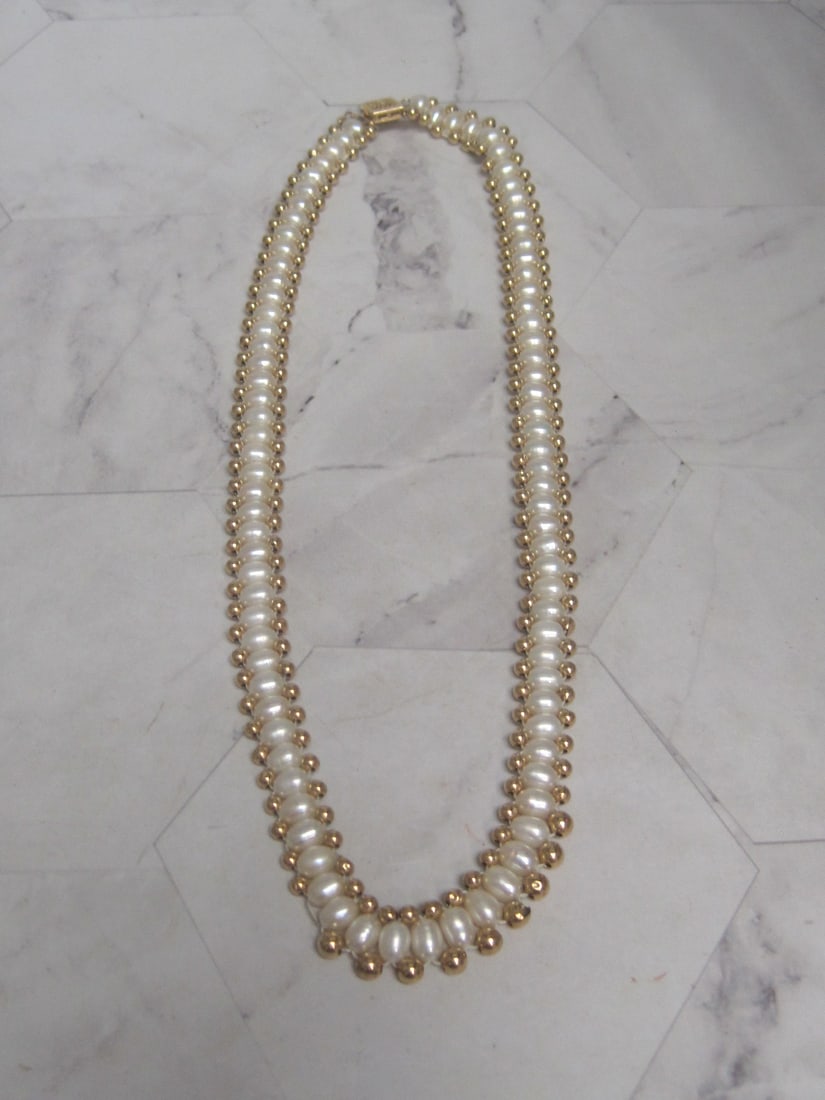 16" 14k Gold Beads & Fresh Water Baroque Pearl Necklace: .