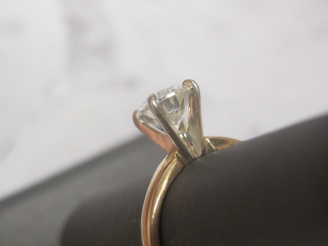 14k Gold 1 Carat Natural Round Brilliant Cut Diamond Ring appraised at $4,825 - 6