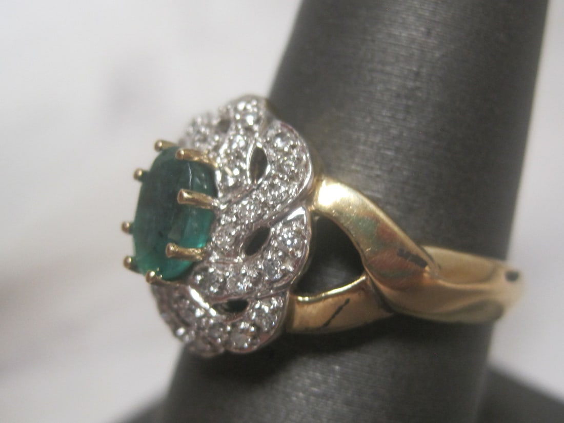 14k Gold Emerald & Diamond Ring appraised at $2,350 - 3