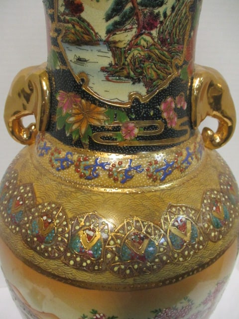 Satsuma Hand Decorated Floor Vase w/Black & Gold Moriage - 5