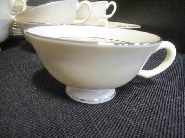Lenox 'Springdale' China - 2