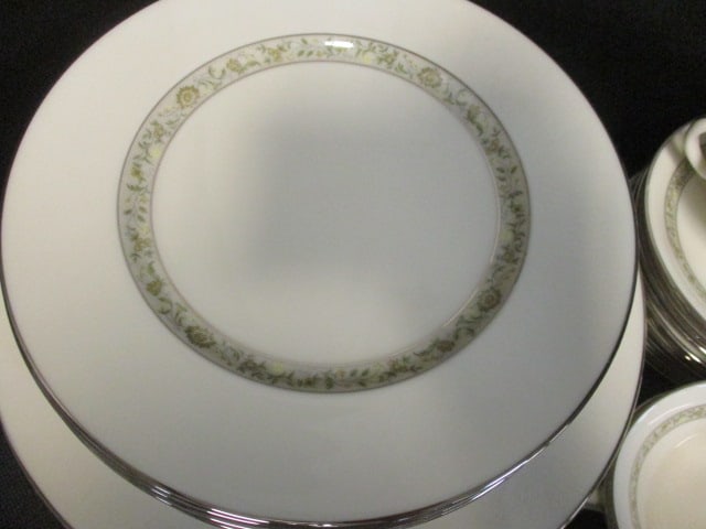Lenox 'Springdale' China - 6