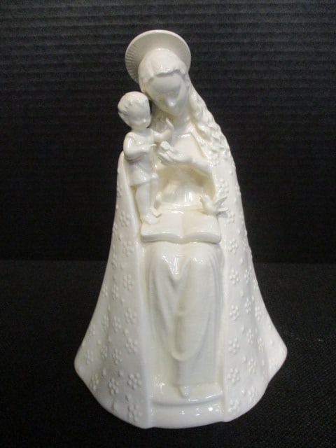W. Germany Hummel 'Madonna' Figurine: 8"