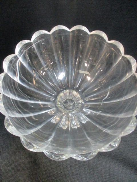 Faceted Pedestal Crystal Fruit Bowl - 3