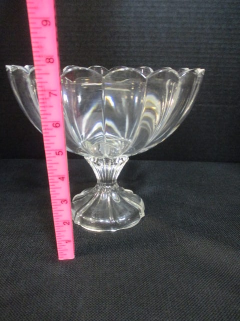 Faceted Pedestal Crystal Fruit Bowl - 5