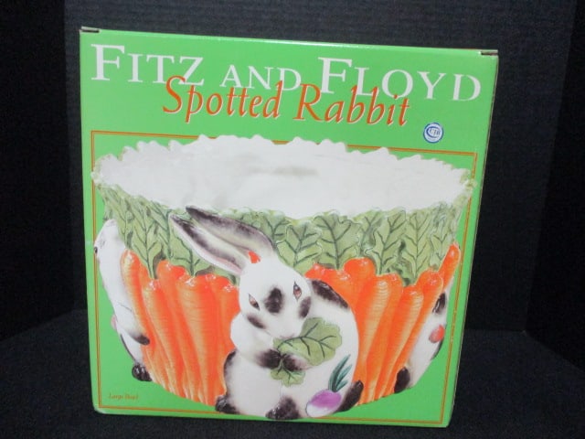 Fitz & Floyd Spotted Rabbit Bowl in Box: .
