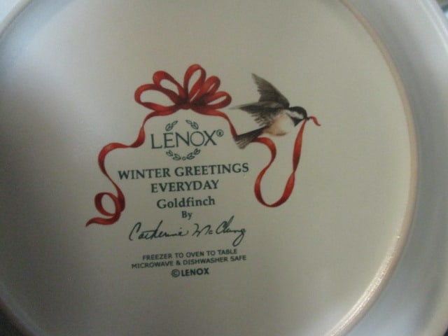 Lenox 'Winter Greetings' Dinnerware (28 PC) - 7
