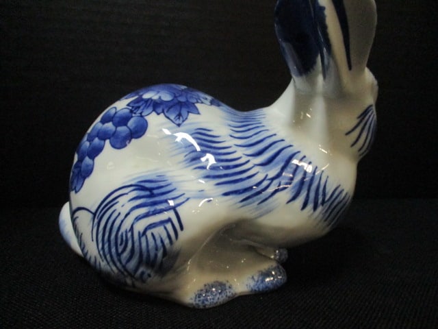 Blue & White Chinoiserie Porcelain Bunny Figurine - 3
