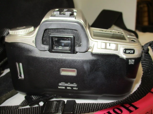 Minolta ST-si Maxxum Camera w/Quantary 70-300mm Lens, - 5