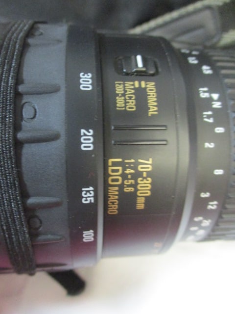Minolta ST-si Maxxum Camera w/Quantary 70-300mm Lens, - 6