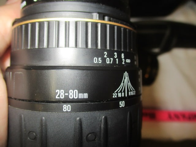 Minolta ST-si Maxxum Camera w/Quantary 70-300mm Lens, - 8