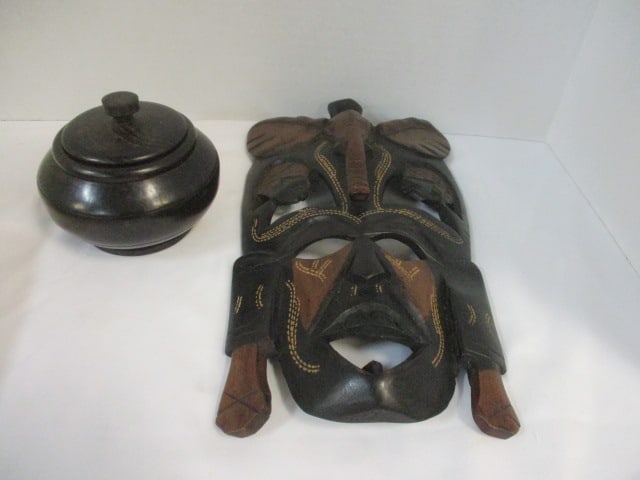 Wood Wall Mask & Wood Trinket Box: .