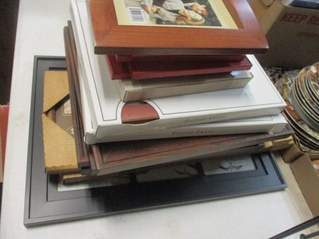 New Picture Frames Grouping (Lot of 16) (1 of 6)