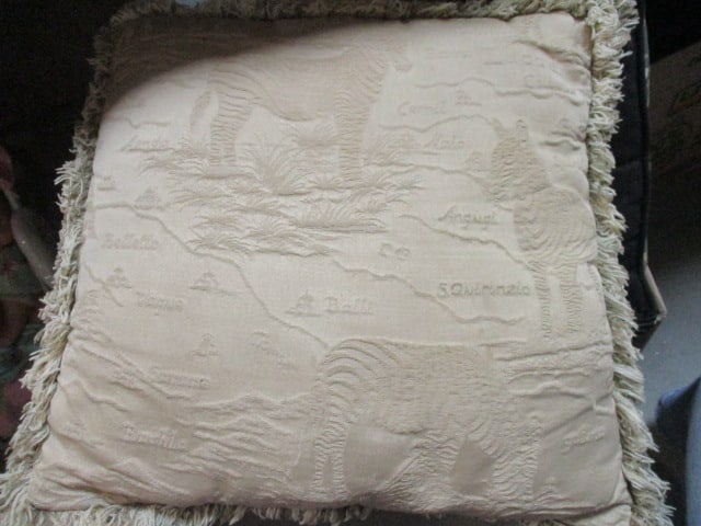 Animal Themed Throw Pillows Grouping - 2